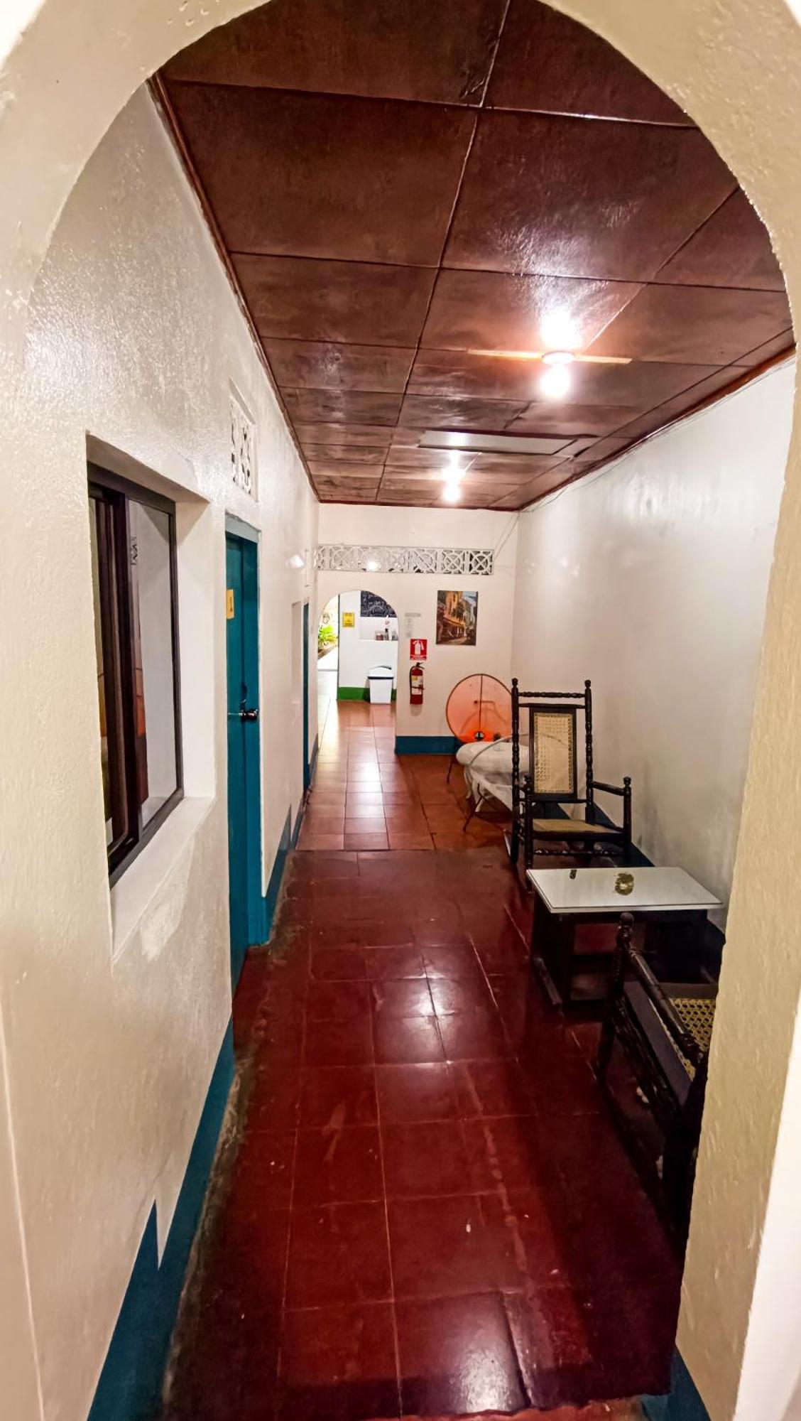 Hostal El Rio Леон Екстер'єр фото