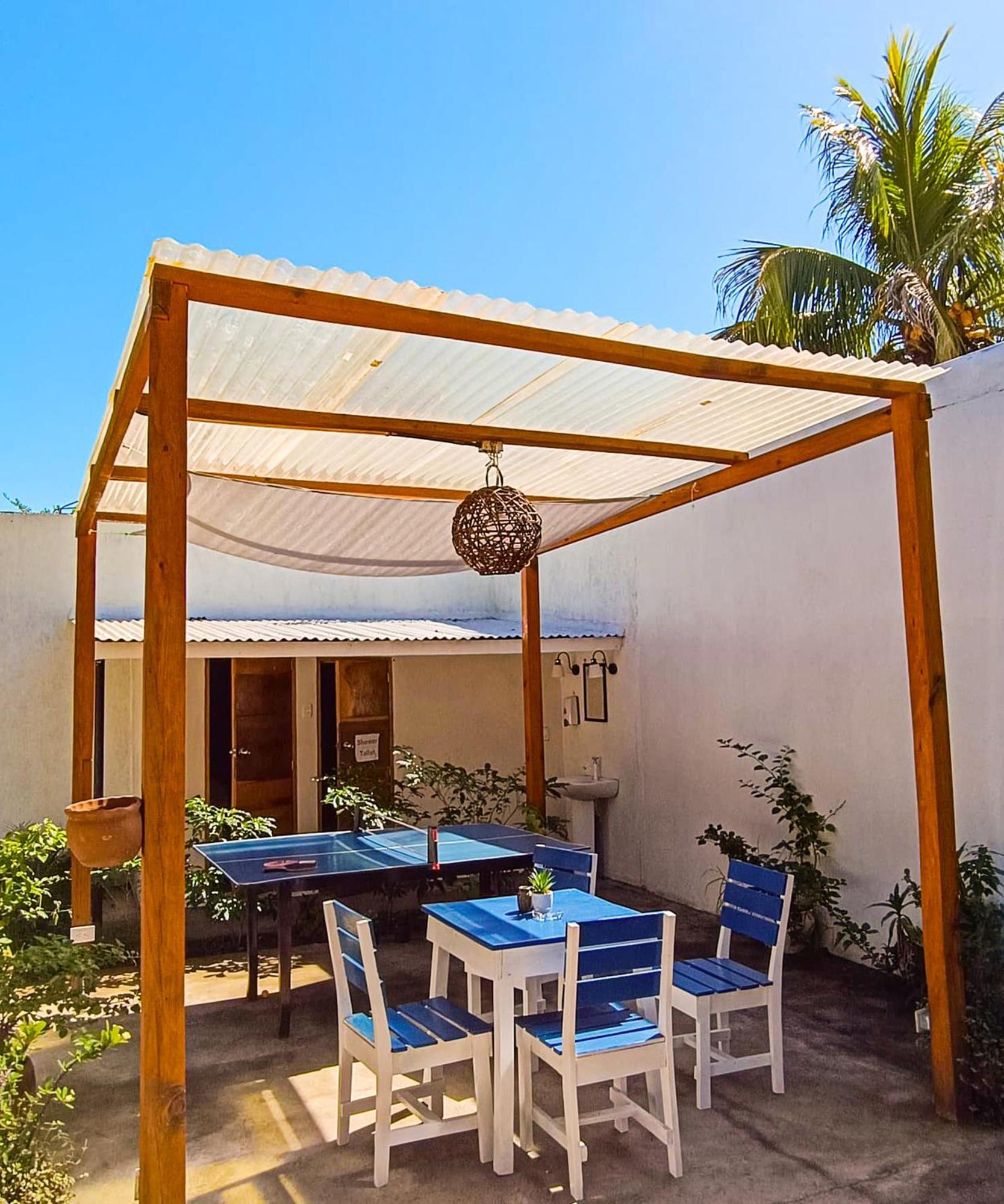 Hostal El Rio Леон Екстер'єр фото